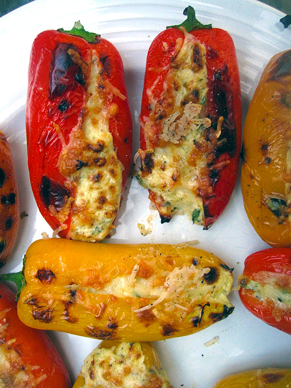 Peppers Stuffed with Feta